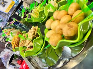 Yang Xinwei Old Beijing Rotating Hot Pot (Hongguang Heyuan Branch)