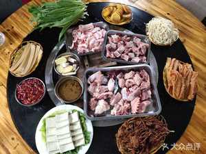 Laozheng's Earth Pot BBQ, Noodles, Spicy Rabbit (California City Branch)