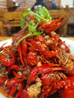 Sun Bu Changsha Flavor Shrimp · Old Hunan Restaurant (Taiping Street Branch)
