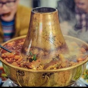 Liangliang Barbecue Hot Pot Iron Pot Stew (Weisan Road Store)