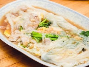 Quanpinji Stone-Mill Rice Rolls