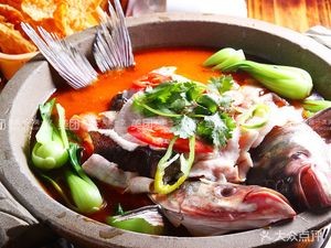 Yijia Yi Sichuan Hot Pot (Qingxi Branch)