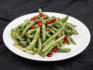 Lv Dazui Spare Ribs Rice Huangfen Chicken (Benyue Community Branch)