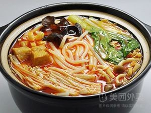 Fengge Clay Pot Spicy Hot Pot Potato Noodles Rice Vermicelli (Wulong Taipei Mingzhu East Store)