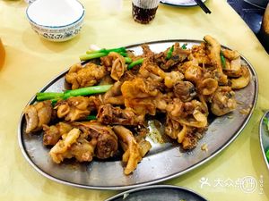 Zhucun Authentic Jinbi Chicken Rice