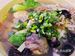 Duck Blood Vermicelli with Braised Chicken (First Mall Branch)