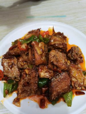 Xiantao Restaurant (West of Qiyi Q Wujiawan Community Health Service Station)