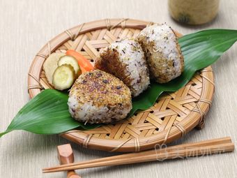 Zhao's Sticky Rice Wrapped Fried Dough (Liangdao Street Branch)