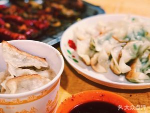 Hongxue Dumplings (Qingshi Bridge Store)