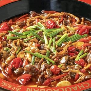 Chef Stir-Fry with Pickled Chili Three Delicacies