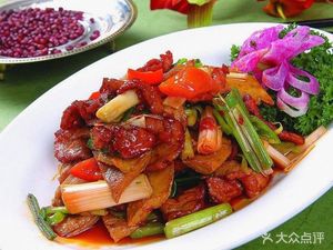Seven Dishes YuBei Steamed Fish (Yanzhong Road Branch)