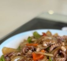 Stir-fried Octopus in Sauce