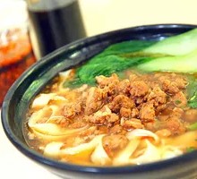 Traditional Pork Noodles