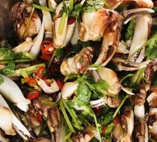 Spicy Crab Claw in Sauce