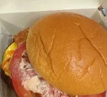 Avocado Bacon Angus Pure Beef Egg Burger