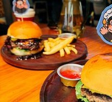 Blueberry Foie Gras Beef Burger