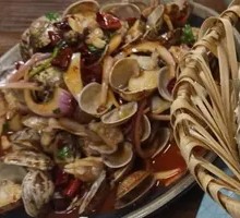 Stir-fried Clams