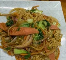 Stir-Fried Instant Noodles