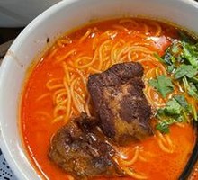 Vanilla Tomato Soup Beef Noodles
