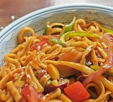 Tomato and Egg Fried Noodles