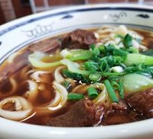 Traditional Daoxiao Noodles