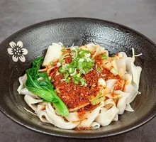 Oil-Poured Noodles