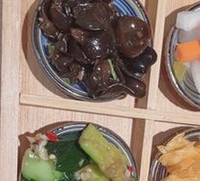 Four-Grid Assorted Vegetables