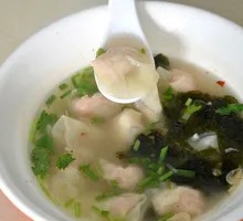 Pork stomach soup dumplings
