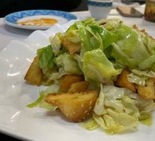 Stir-fried BaoBao Cabbage with Naan