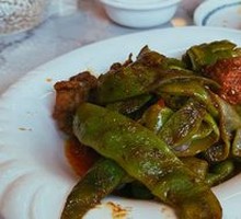 Stewed Pork Ribs with Oil-Soaked Green Beans
