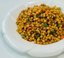 Stir-Fried Noodles with特色