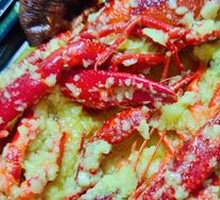 Golden Soup Garlic Crawfish