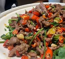 Mom's Stir-Fried Yellow Beef