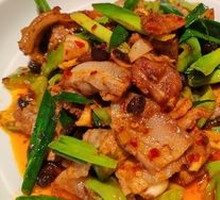 Braised Spare Ribs with Stir-Fried Pork