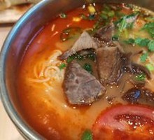Tomato Beef Noodles