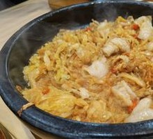 Braised Pork Belly with Sour Cabbage