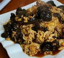 Sour-Spicy Wood Ear Rice