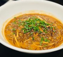 Clam and Noodles Stir-fry