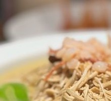 Chicken Soup with Tofu Skin Noodles