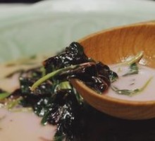 Bone Broth Hunan Red Amaranth