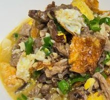 Fried Egg with Shredded Pork