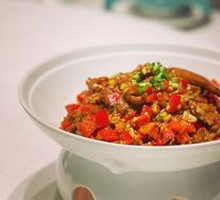 Stir-Fried Beef with Yellow Onion