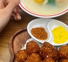 Noodle Soup with Meatballs