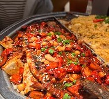 Golden Garlic Roast Fish
