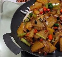 Spicy Potatoes in Dry Pot