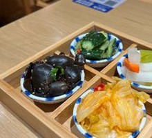 Four-Grid Assorted Vegetables