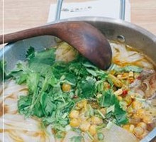 Auntie's Leaping Beef Noodle Soup