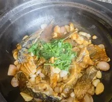 Yue-style Live Baked Longyou Oxygen-rich Spring Water Fish