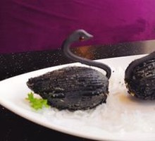 Swan-shaped Delicacy