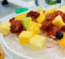Chilled Seasonal Fruit Sweet and Sour Pork